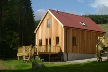 Strathdon Lodges - Self catering