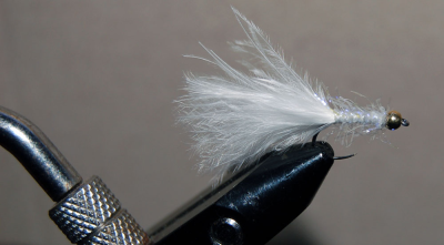 Simple Straggle Fly